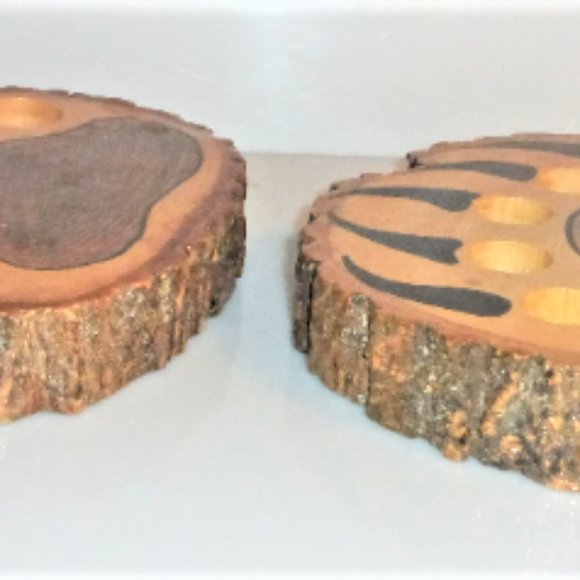 Pair of BEAR CLAW PROTECTORS Hand Carved Wood Floor Tree Stump Bear Paw Bear rug - Picture 2 of 3